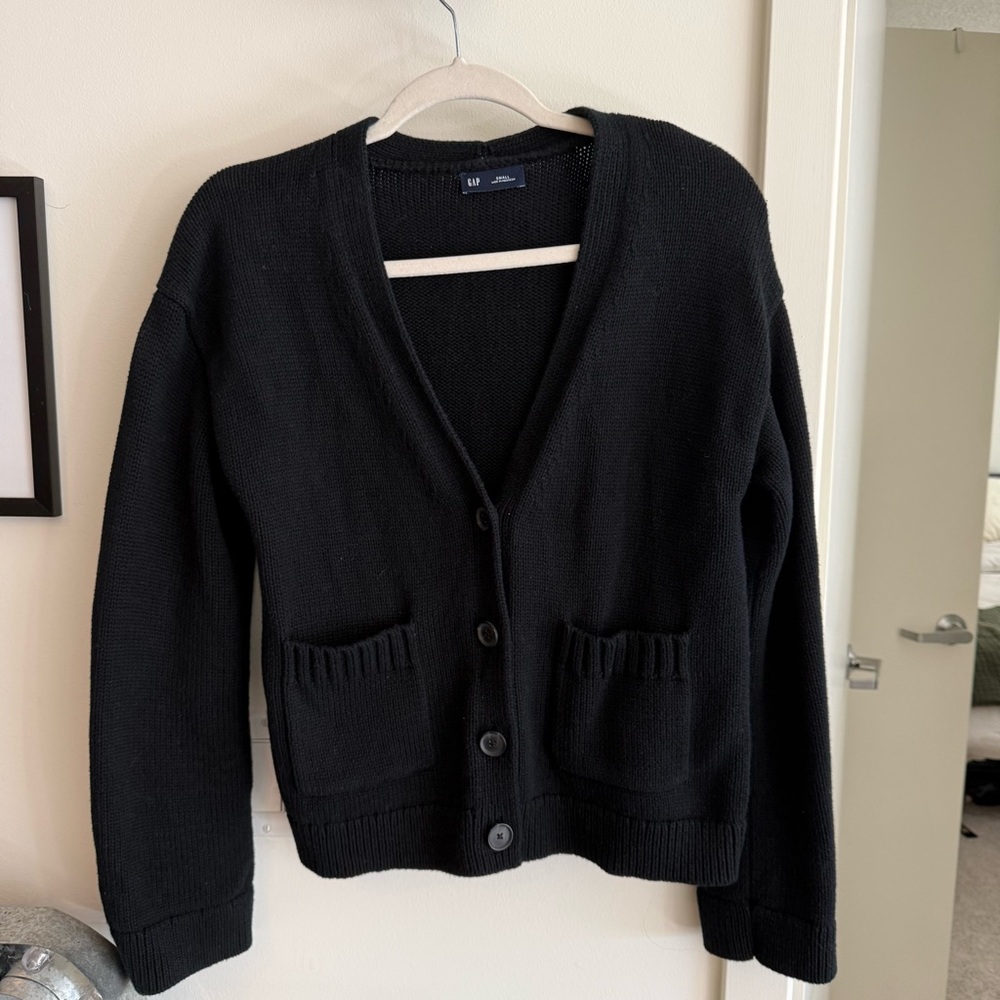 GAP Black V-Neck Button Cardigan with Front Pockets